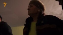 Нина Дмитриева (76 лет) только что приехала в Краматорск из Дебальцева Нина Дмитриева (76 лет) только что приехала в Краматорск из Дебальцева