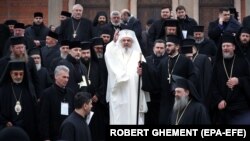 Предстоятель Румунської православної церкви патріарх Даниїл (у центрі), жовтень 2018 року