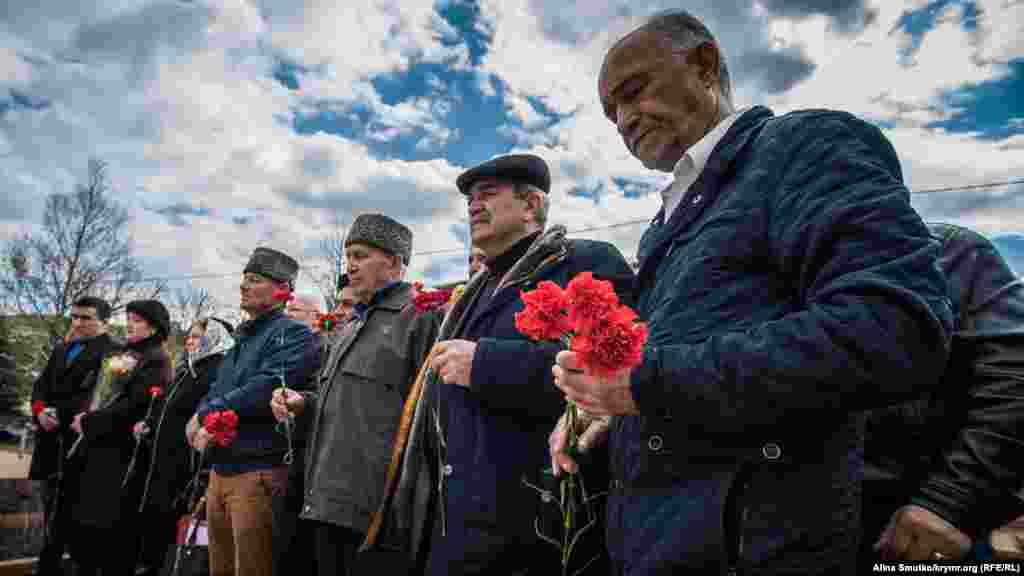 Симферополь. 166 лет со дня рождения крымскотатарского просветителя Исмаила Гаспринского, 21 марта 2017 года