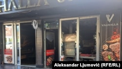 Zapaljeni lokal u Bulevaru Ivana Crnojevića, u centru Podgorice, čiji je zakupac turski državljanin , 27. oktobar 2025. 