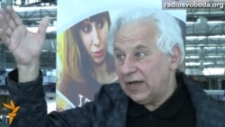 Майданівець Станіслав Чернилевський після лікування в Чехії повернувся додому Майданівець Станіслав Чернилевський після лікування в Чехії повернувся додому