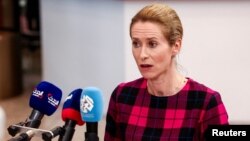 «На столі є кілька варіантів», заявила Кая Каллас, спілкуючись із журналістами