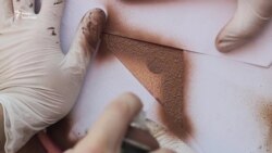 Хіп-хоп та графіті допомагають львів’янину реабілітуватися після війни (відео) Хіп-хоп та графіті допомагають львів’янину реабілітуватися після війни (відео)