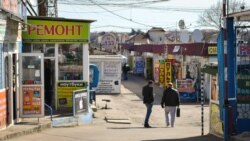 Рыночные войны. Как в Севастополе «Чайку» штурмовали | Радио Крым.Реалии Рыночные войны. Как в Севастополе «Чайку» штурмовали | Радио Крым.Реалии