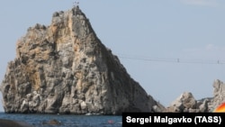 Большая Ялта: отдых в курортном поселке Симеиз на закате лета (фотогалерея)