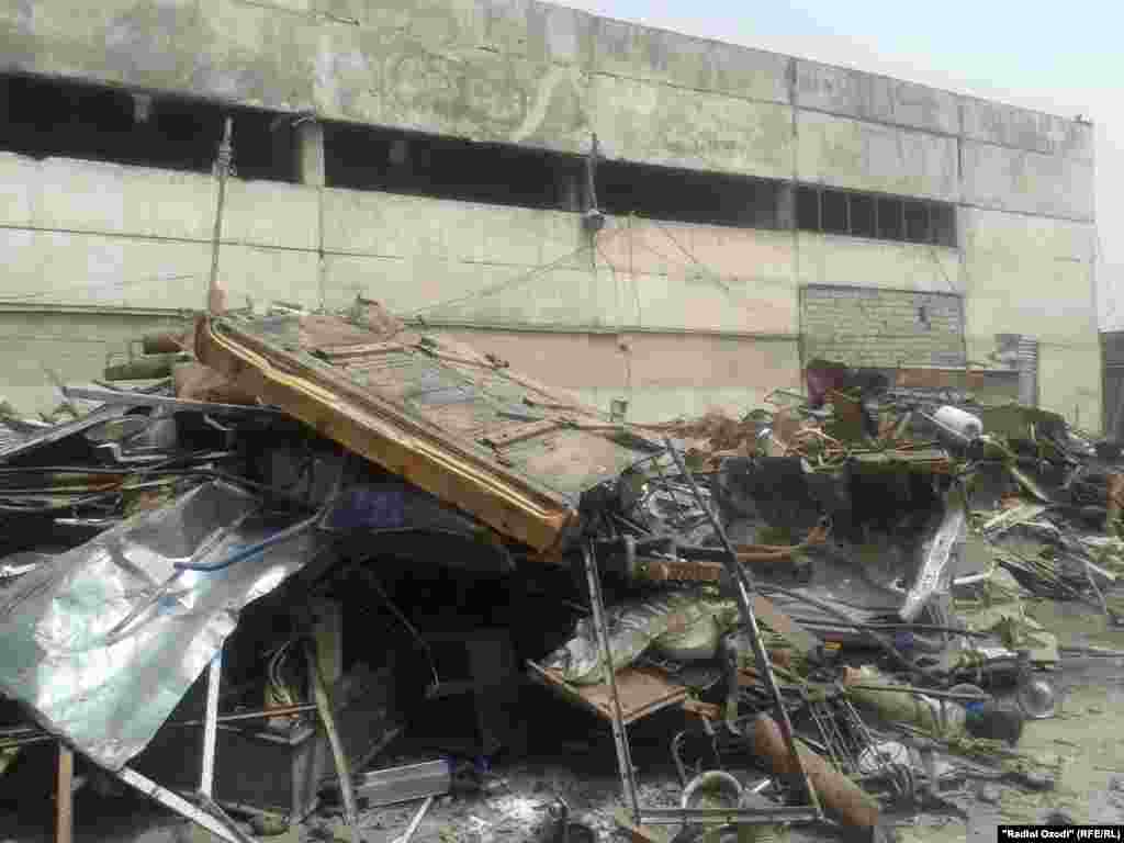 After blast of ammonium chloride.