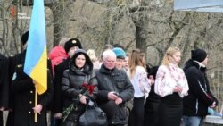 Танцями та молитвами вшанували пам'ять Небесної сотні у Херсоні (відео) Танцями та молитвами вшанували пам'ять Небесної сотні у Херсоні (відео)