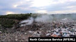 Несанкционированная свалка вблизи села Хазнидон, 28 июля 2019 г.