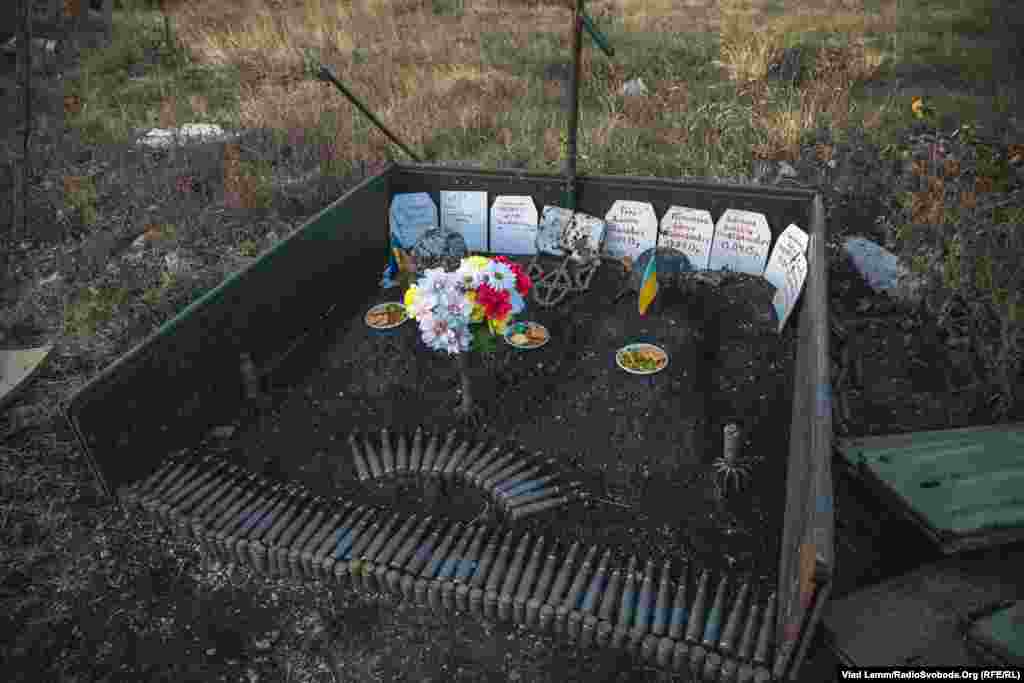 Таблички з іменами загиблих українських військових