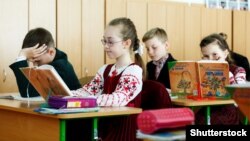 МОН не надавало жодних офіційних листів-рекомендацій щодо цього питання, наголосили у пресслужбі міністерства