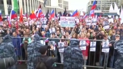 Мітинг у Москві. Oxxxymiron та «Кровосток» приєднались до протестувальників – відео Мітинг у Москві. Oxxxymiron та «Кровосток» приєднались до протестувальників – відео