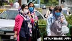 За даними Центру системних досліджень при Університеті Джонса Гопкінса, у світі виявили 10,2 мільйона випадків COVID-19