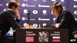 Магнус Карлсен і Сергій Карякін, архівне фото