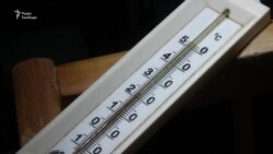 Добу без тепла: у Харкові ліквідовують аварію на тепломагістралі (відео)