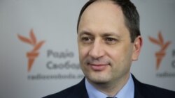 Ваша Свобода | Інтерв'ю з міністром з питань тимчасово окупованих територій та внутрішньо переміщених осіб України Вадимом Чернишем  Ваша Свобода | Інтерв'ю з міністром з питань тимчасово окупованих територій та внутрішньо переміщених осіб України Вадимом Чернишем