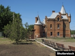 Замок-садиба Попова, Василівка. Архівне фото до окупації