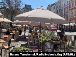 Кав'ярні працюють