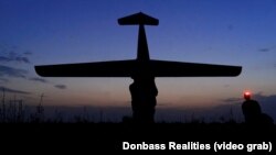 Запуск розвідувального дрона бійцями 14-го окремого полку БпАК