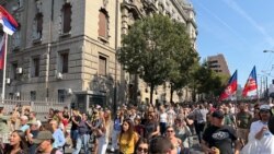 'Udarali su nas suzavac, kordoni i gumeni meci': Demonstranti u Srbiji optužuju policiju za nasilje 'Udarali su nas suzavac, kordoni i gumeni meci': Demonstranti u Srbiji optužuju policiju za nasilje