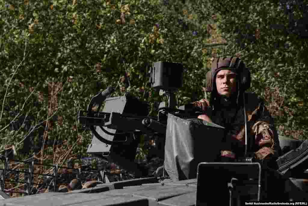 Антону 23 роки. На війні він майже 2 роки, до неї працював в аграрному підприємстві, зараз – командир танка