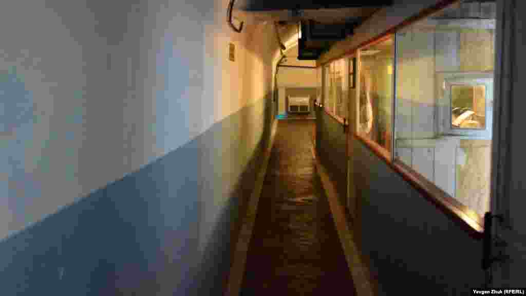 Инсталляция подземного пункта управления городом 