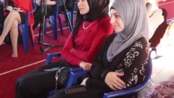 В школах Чечни разрешили носить хиджаб В школах Чечни разрешили носить хиджаб