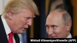 Кремль: між Дональдом Трампом (л) і Володимиром Путіним (п) буде дуже серйозна розмова стосовно дуже непростих питань