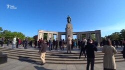 Посол України в Німеччині вшанував 8 мільйонів українських жертв нацизму Посол України в Німеччині вшанував 8 мільйонів українських жертв нацизму