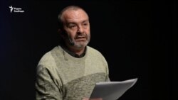 Шпиль и два туриста Шпиль и два туриста