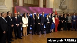 Новое правительство будет иметь 30 министров, 10 из которых новые