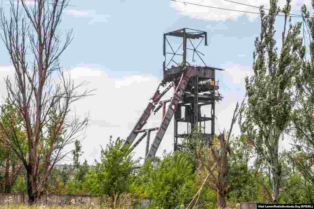 Позиція «Небо», з якої велось спостереження та корегування вогню по бойовиках, зазнала серйозних ушкоджень під час обстрілів