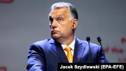 Прем’єр-міністр Угорщини Віктор Орбан (на фото) не відвідає Варшаву 3 січня