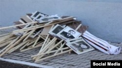 Транспаранты с портретами ветеранов после акции Бессмертный полк в Москве