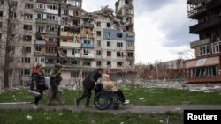 Евакуація людей із Покровська Донецької області, 12 квітня 2025 року (ілюстративне фото)