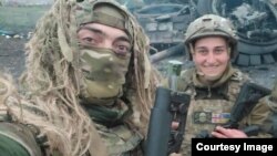 რუსკა ივანეიშვილი და მისი მეუღლე გელა ბეგლარაშვილი ერთად მონაწილეობდნენ საბრძოლო ოპერაციებში.