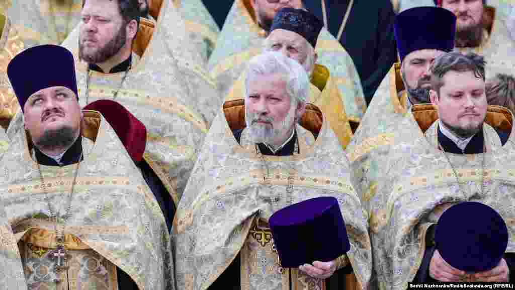 За оцінками Національної академії наук, зараз Україна перебуває на нижньому плато захворюваності на COVID-19