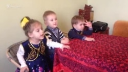 В Бахчисарае отметили День рождения Чийгоза без него (видео) В Бахчисарае отметили День рождения Чийгоза без него (видео)