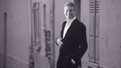 Поверх барьеров с Игорем Померанцевым. "Я начал петь ещё в роддоме" Поверх барьеров с Игорем Померанцевым. "Я начал петь ещё в роддоме"