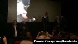 Активисты SERB срывают показ фильма "Полет пули"