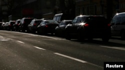 З нового року набули чинності зміни до Правил дорожнього руху, згідно з якими максимальна швидкість транспортних засобів у населених пунктах знижена з 60 до 50 кілометрів за годину