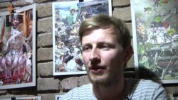 Українці намагаються довести свій статус дорогими речима - Логвиненко Українці намагаються довести свій статус дорогими речима - Логвиненко