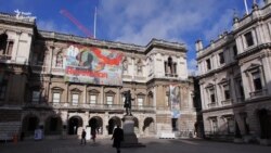 «Російське революційне мистецтво – це жорстока пропаганда» – британський критик (відео) «Російське революційне мистецтво – це жорстока пропаганда» – британський критик (відео)