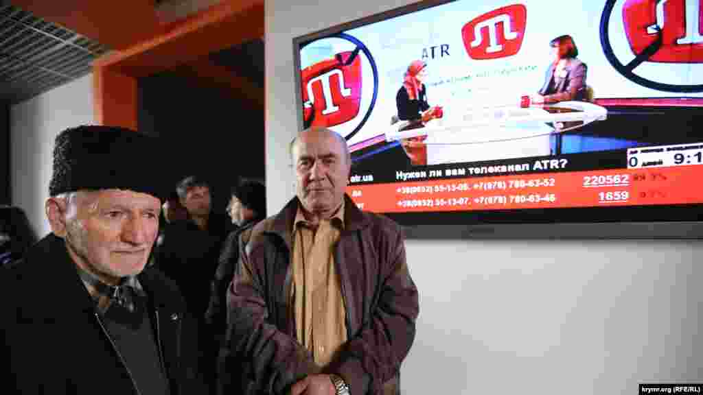 Первого апреля телеканалы АТR, Lale, FM-радиостанции «Мейдан» и «Лидер» прекращают вещание.