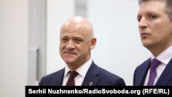 Геннадій Труханов (л) у суді в Києві, 26 лютого 2018 року