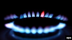 Для роздрібних клієнтів ГК «Нафтогаз України» зберігаються вересневі ціни — «Місячний» (4,7 грн/куб. м з ПДВ, без вартості доставки (розподілу) і «Річний» (5,24 грн/куб. м з ПДВ, без вартості доставки (розподілу), повідомили у «Нафтогазі»