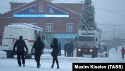 Операция по спасению горняков в Белово, где расположена шахта "Листвяжная" (архивное фото)