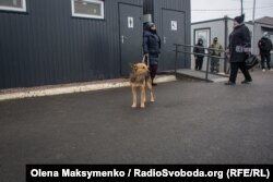 Модульна вбиральня на території КПВВ