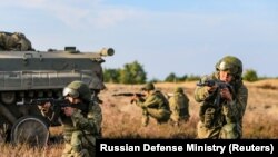 Російські військові в Брестській області Білорусі неподалік кордону з Україною, військові навчання «Захід-2021», 11 вересня 2021 року