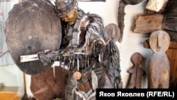 Костюм эвенкийского шамана