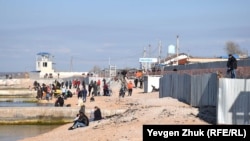 Как в Севастополе набережную Парка Победы второй год ремонтируют (фотогалерея)